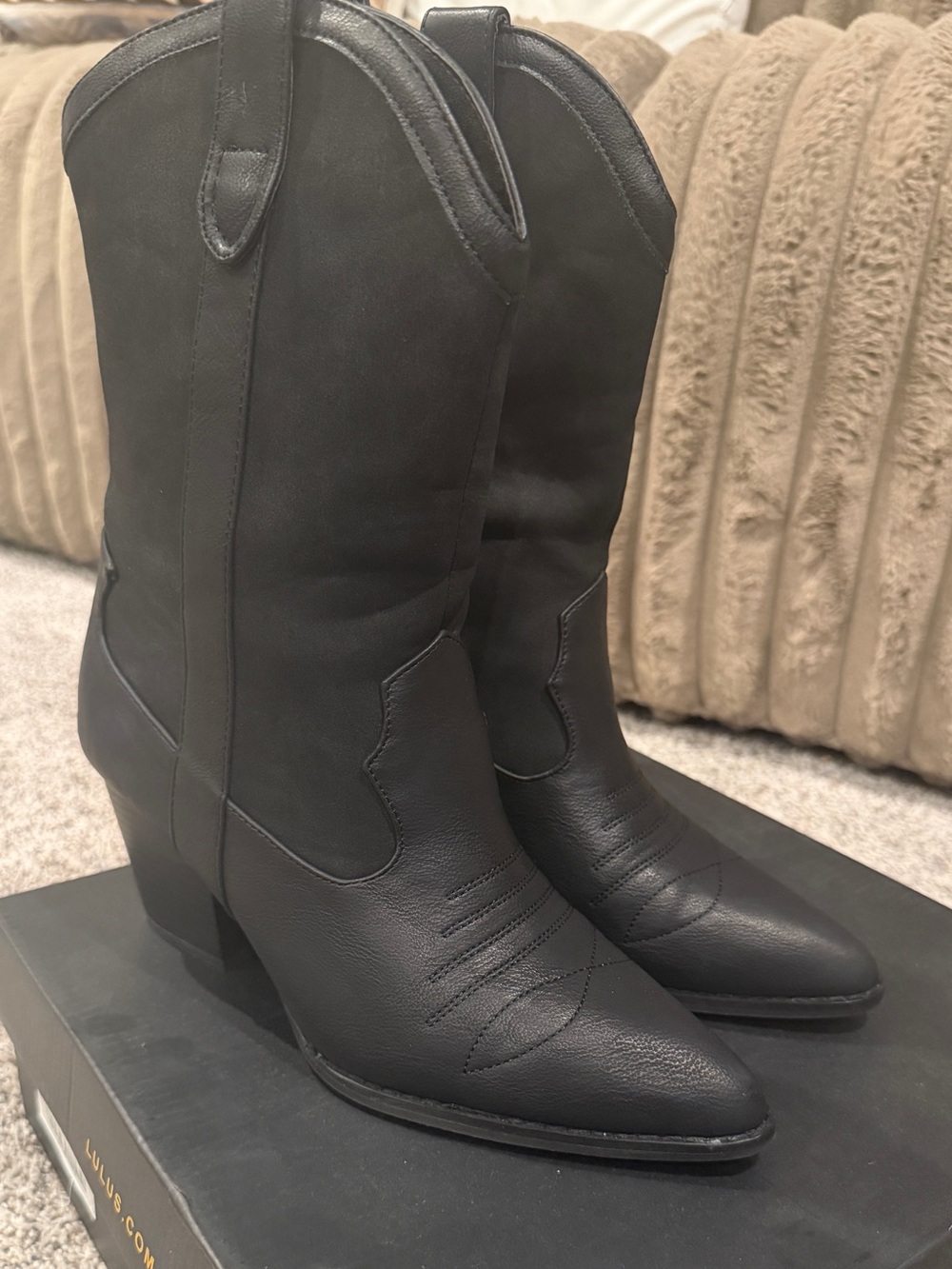 Classic Black Western Boots - Women's